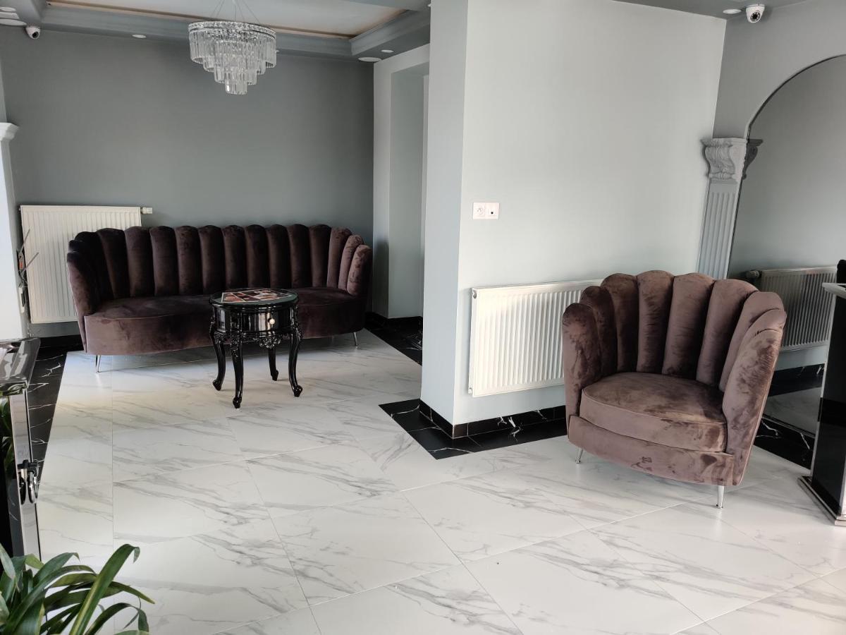 Belweder Aparthotel Porosly Luaran gambar