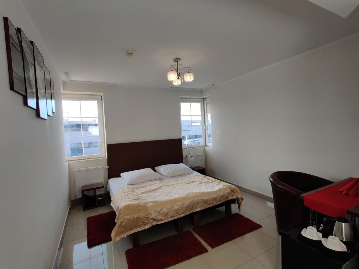 Belweder Aparthotel Porosly Luaran gambar