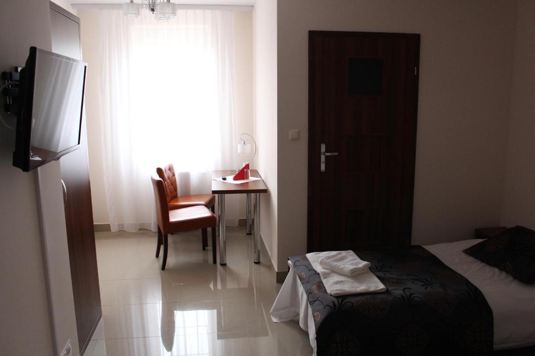 Belweder Aparthotel Porosly Luaran gambar