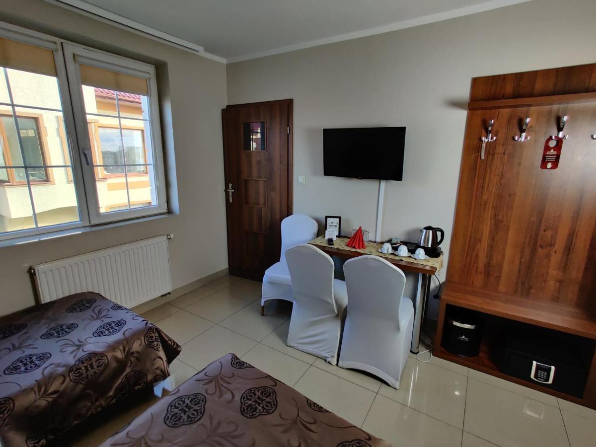 Belweder Aparthotel Porosly Luaran gambar