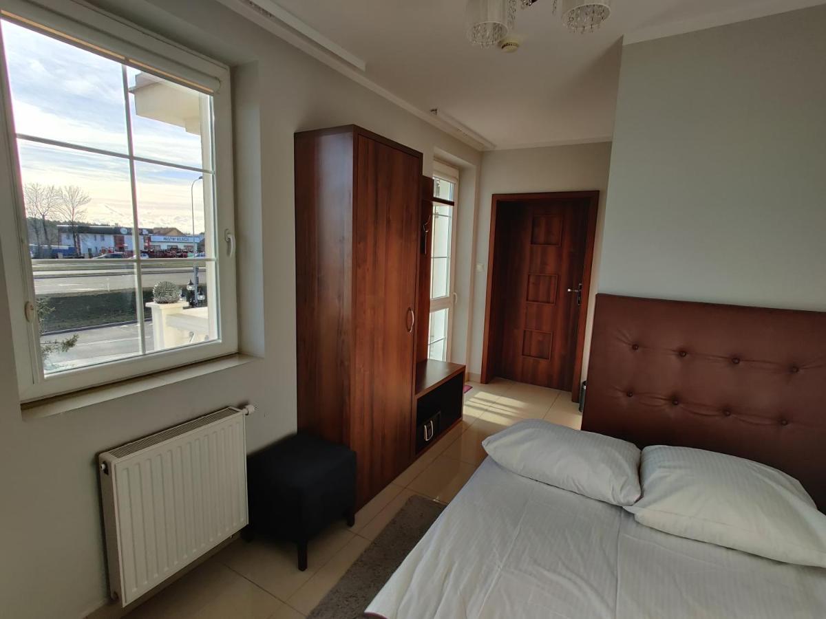 Belweder Aparthotel Porosly Luaran gambar