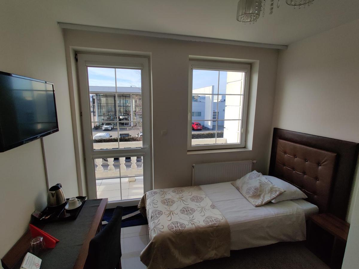 Belweder Aparthotel Porosly Luaran gambar
