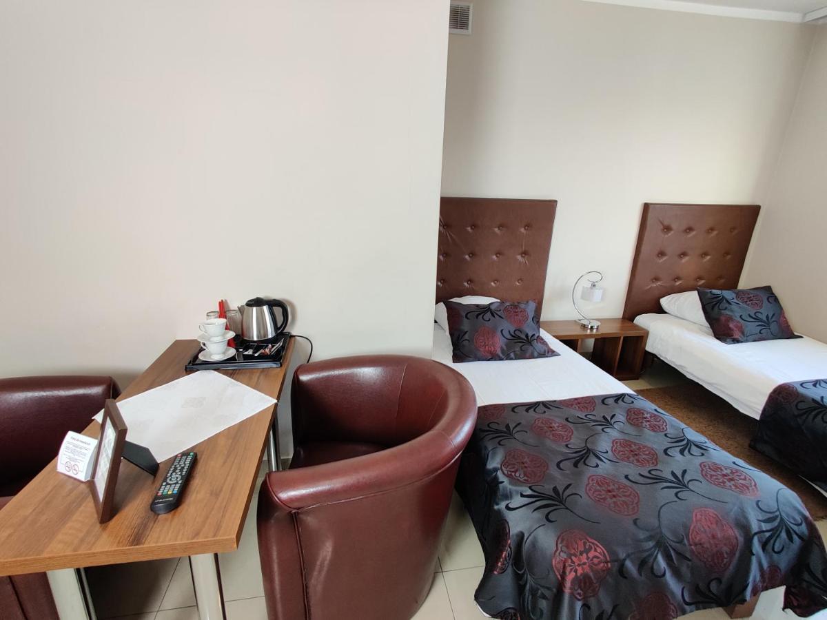 Belweder Aparthotel Porosly Luaran gambar