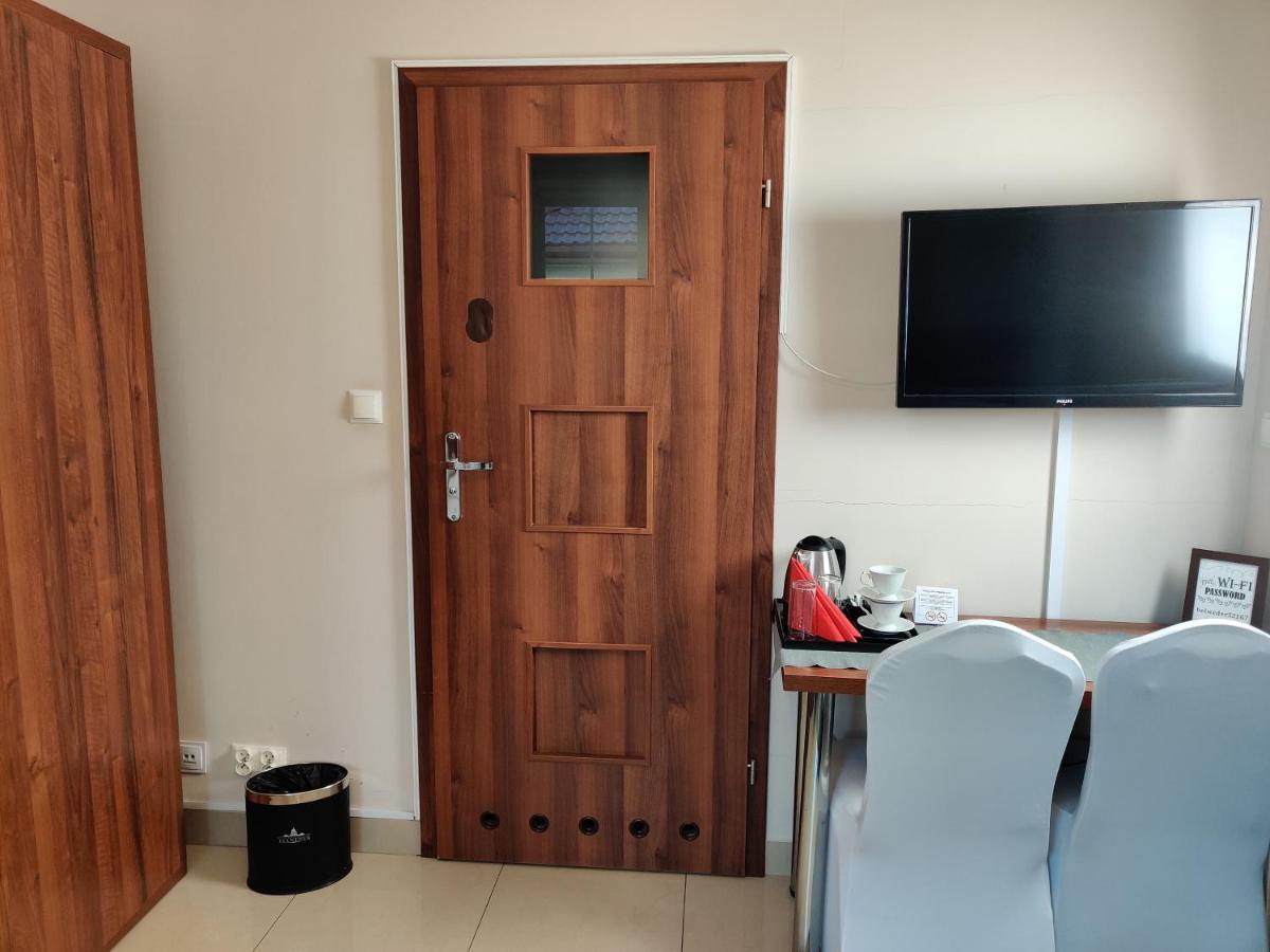 Belweder Aparthotel Porosly Luaran gambar